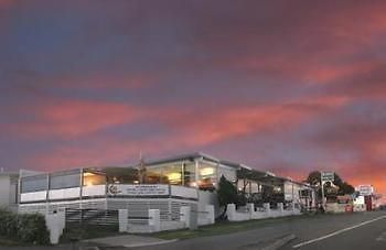 Bridport Bay Inn Exterior photo